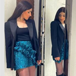 NWT Zara nwt green jacquard skirt